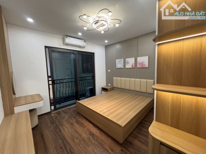 SIÊU PHẨM 5 TẦNG THANG MÁY, LÔ GÓC, MẶT TIỀN RỘNG4M, FULL NỘI THẤT - 2