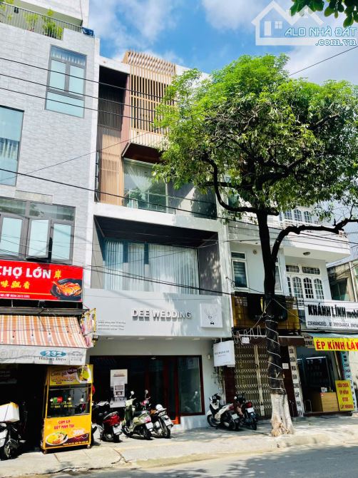 Bán Nhà 4 Tầng Mặt Tiền Hoàng Diệu - gần ngã 5 Nguyễn Văn Linh - 2
