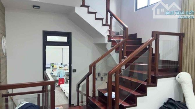 SIÊU PHẨM MẶT PHỐ TRUNG TÂM - SÁT NGAY GẦN CẦU RỒNG - LÊ QUÝ ĐÔN - 4 TẦNG - 16TY - 2