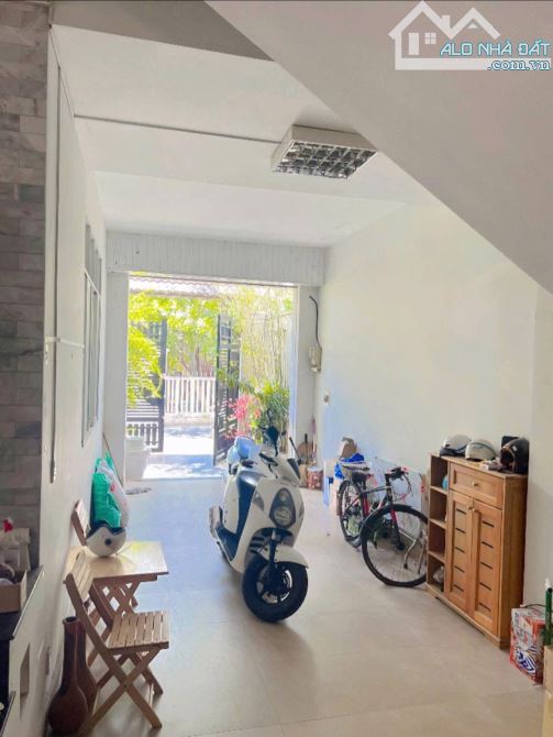 Bán Nhà 1 Trệt 2 Lầu P. Trung Dũng, ngay Uỷ Ban Mặt Trận Tổ Quốc VN, cách Võ Thị Sáu 50M - 2