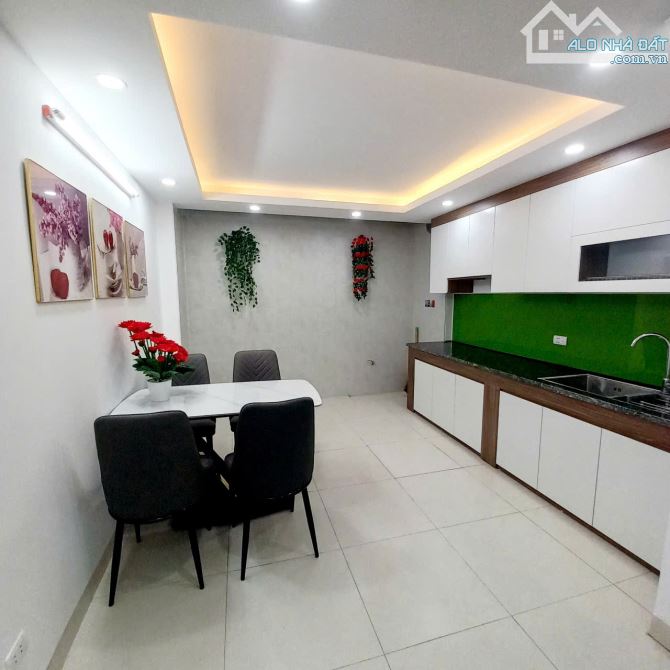 Nhà Vĩnh Quỳnh ngõ nông, gần chợ tiện đủ đường - 2