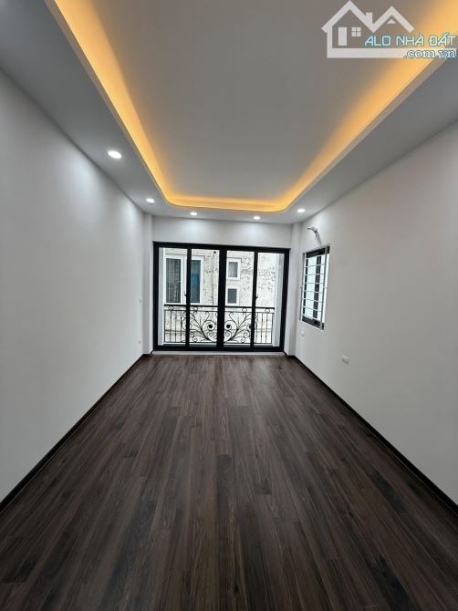 CỰC RẺ - BÁN NHÀ RIÊNG TẠI ĐƯỜNG KIM GIANG 6.2 TỶ 31M 5 TẦNG FULL NỘI THẤT Ở NGAY - 2