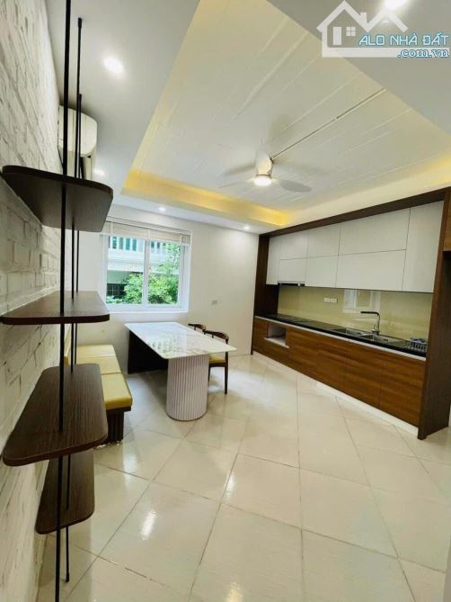 NHÀ RIÊNG NGHI TÀM – 56M² – NGÕ ĐẸP – 4 PHÒNG KK – DÒNG TIỀN – SỔ ĐẸP – GIÁ 13 TỶ - 2