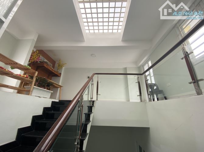 Bán nhà mặt tiền đường 20m KDC Phú Lợi Phường 7 Quận 8. Nhà vuông vức, thiết kế hiện đại t - 2