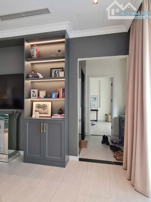 Bán tòa CHDV cao cấpTô Ngọc Vân,Tây Hồ,Lô góc, Gara ô tô 240m2 * 8 tầng ,MT 16m chỉ 175 tỷ - 2