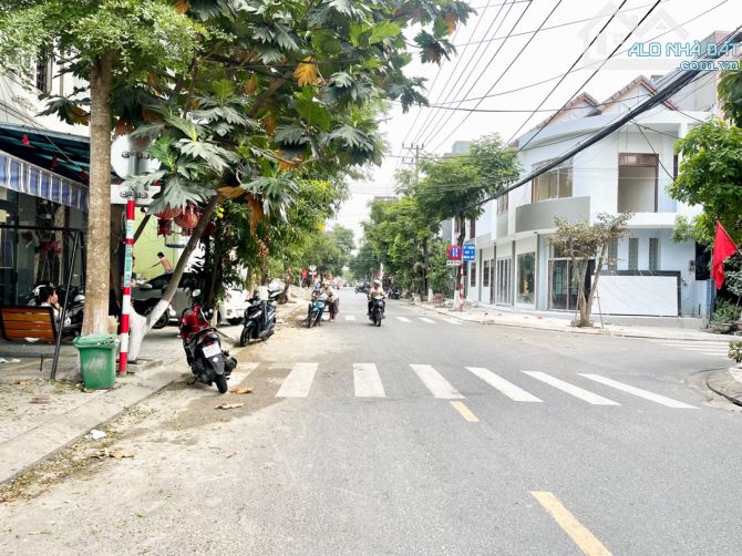 💥 BÁN NHÀ 3,5 TẦNG, DT 216M2,  MẶT TIỀN HOÀI THANH – NGANG 10M – KINH DOANH ĐỈNH, - 2