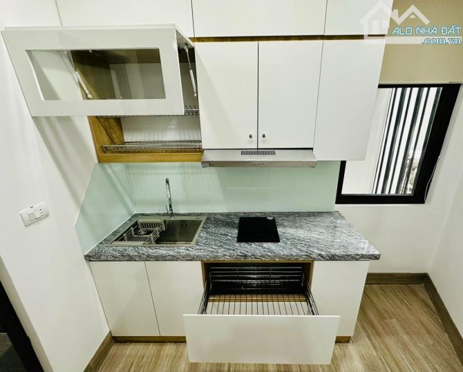 Bán toà CHDV Vĩnh Phúc, Ba Đình, 2 thoáng, xây mới, 70m2*7T, 18 phòng KK, DT 100 triệu/ th - 2