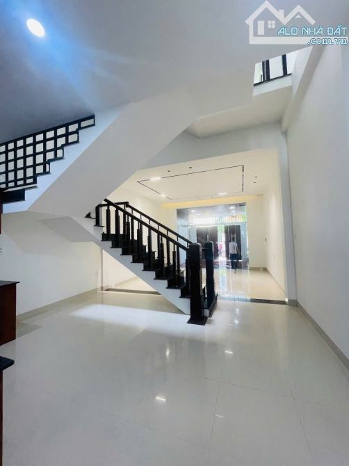 🌟 BÁN NHÀ 2 TẦNG 1 TUM SIÊU ĐẸP – FULL ĐIỆN THÔNG MINH – BÙI THIỆN NGỘ, HOÀ XUÂN, CẨM LỆ - 2