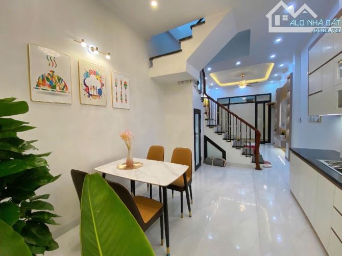 Nhà đẹp phố văn chương full tiện ích - 2