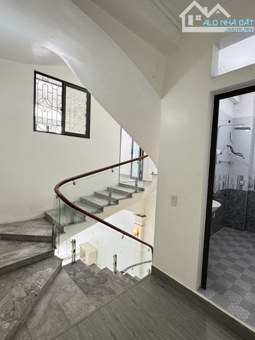 Bán nhà 3 tầng độc lập phố An Đà.ô tô đỗ cửa giá 3,7 tỷ - 2