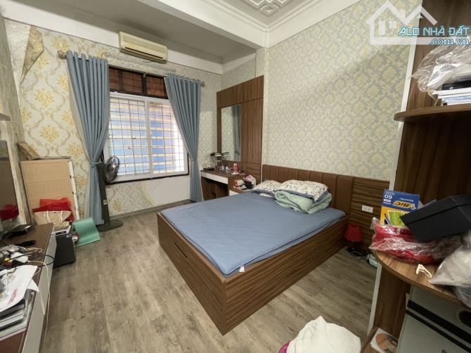 Bán nhà phố thái hà hai mặt thoáng oto đỗ cửa - 2
