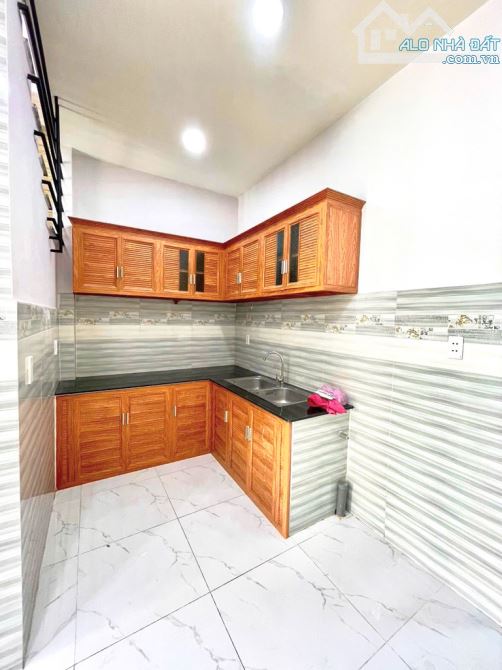 BÁN NHÀ ĐẸP SÁT TÂ.N KỲ TÂN QUÝ - HẺM OTO - 3PN ( 4X12M ) CHỈ 4 29$ - 2