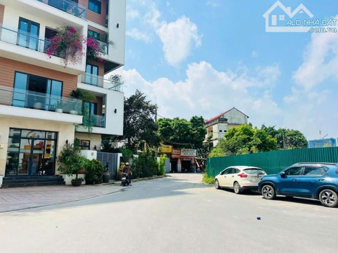 PHỐ GIA QUẤT-ĐẤT 42M2 - MT 4.8M, VÀI BƯỚC RA VỈA HÈ, Ô TÔ TRÁNH ĐỖ NGÀY ĐÊM - 2