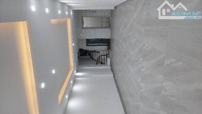 Bán nhà kinh doanh Ngõ 15 Gốc Đề ,Minh - Hai Bà Trưng, sầm uấsầm,75m2, mặt tiền rộng 6.5m, - 2