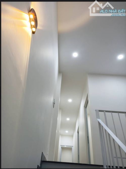 Nhà 2 tầng BTCT 108m² 5x21 hẻm xe tải thạnh xuân quận 12 5ty800 - 2