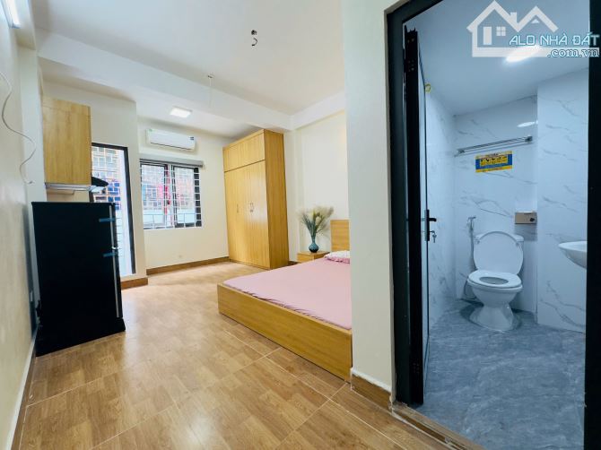 BÁN TOÀ CCMINI LÔ GÓC DỊCH VỌNG , CẦU GIẤY , 70M², 6 TẦNG, MT 5,9M , 20 Phòng - 2