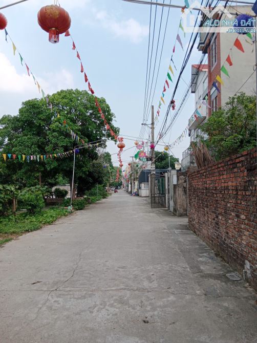 CHÍNH CHỦ NHỜ BÁN 100M ĐẤT VÂN NỘI - SỔ VUÔNG - Ô TÔ VÀO - LÔ GÓC - 2