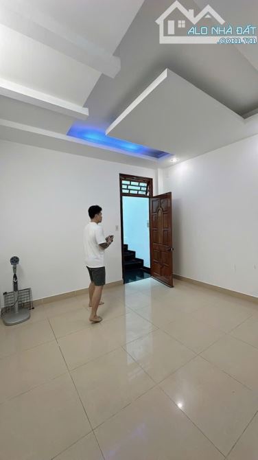 NHÀ BÁN KHU VIP KHU BÀU CÁT – HẺM NGUYỄN HỒNG ĐÀO, P.14, TÂN BÌNH – 66M² – CHỈ 12,3 TỶ - 2