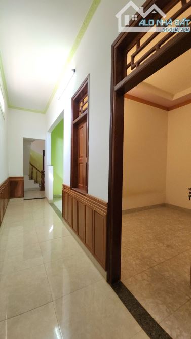 Nhà 2 mặt tiền trước sau hẻm Hà Huy Tập - 2