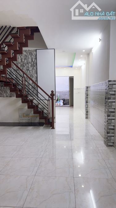Nhà 2 Tầng 56m 3PN Chỉ 3,3 Tỷ Tân Thới Nhất Quận 12 SHR - 2