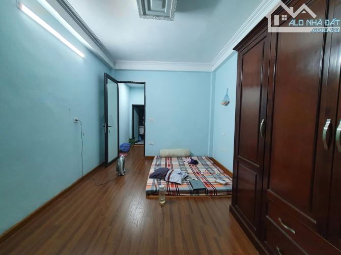 nhà dân xây, ngõ nông gần phố, hàng hiếm tầm giá diện tích 34m, 4 tầng, mt 4,5m, giá 5tỷ - 2