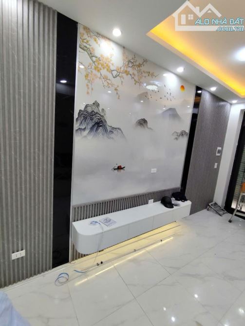 Ngay Sau Nhà Mặt Phố Đại La_Vài Bước Ra ÔTÔ_Full Nội Thất Đẹp_27m2 x 4Tầng_Nhỉnh 5Tỷ - 2