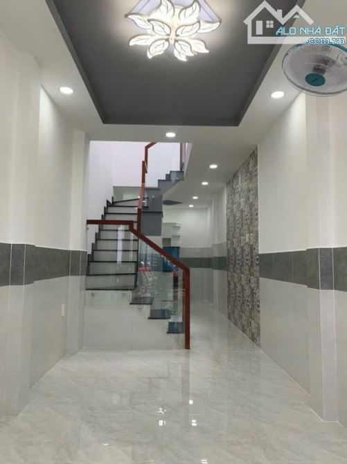 Bán nhà 60m2 ngay Cầu Xéo, sát mặt tiền, nhỉnh 3 tỷ - 2