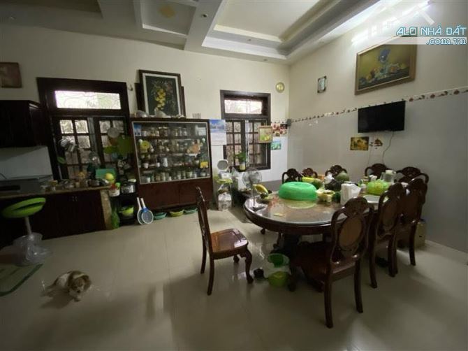 Biệt Thự (9.5m x 17m) Nguyễn Duy Trinh, Quận 2, Full nội thất, 3PN, chỉ 11,2 - 2