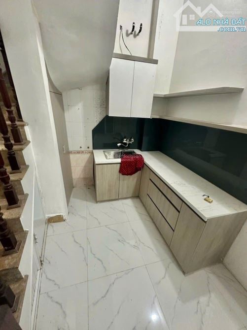 Siêu phẩm Tôn Đức Thắng, nhà 5 tầng, 3PN, full nội thất, trung tâm Đống Đa, giá chỉ 5.5 tỷ - 2