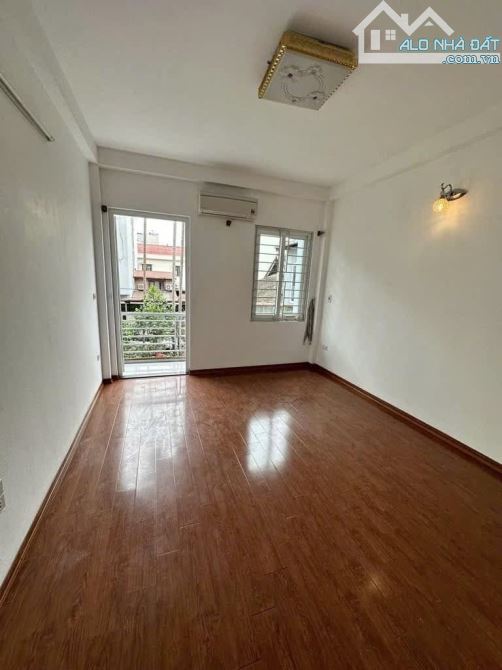 Hàng Hiếm, Bán Nhà Phố Thái Hà 37,5m2 5 Tầng Nhà Mới Gần Phố Giá Chỉ Nhỉnh 8 Tỷ - 2