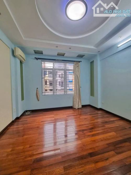 BÁN NHÀ PHÂN LÔ*HOÀNG QUỐC VIỆT*59M*5T*MT4.4M*24.8TỶ*ÔTÔ KINH DOANH*2 MẶT TIỀN RỘNG THOÁNG - 2