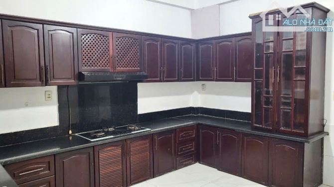 Hơn 9 tỷ thương lượng, 115m2, ngang hơn 5m, 3 tầng, hẻm thông, Quang Trung, Gò Vấp - 2