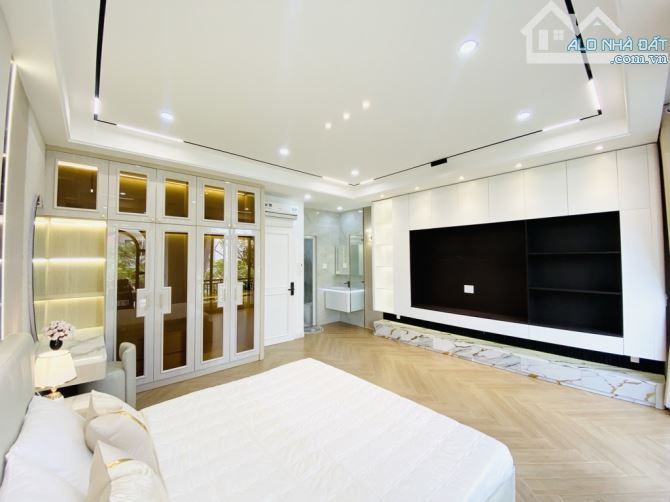 NHÀ GÒ VẤP CÓ THANG MÁY TRÊN ĐƯỜNG PHAN HUY ÍCH GIÁ 10,99 TỶ TL 7 TẦNG SHR - 28