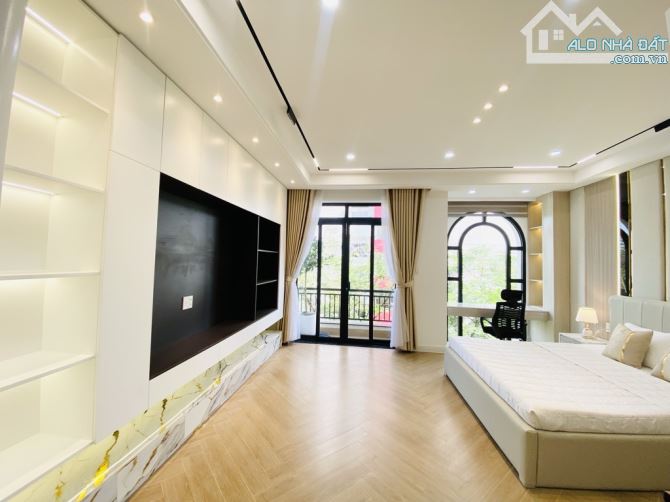 NHÀ GÒ VẤP CÓ THANG MÁY TRÊN ĐƯỜNG PHAN HUY ÍCH GIÁ 10,99 TỶ TL 7 TẦNG SHR - 30
