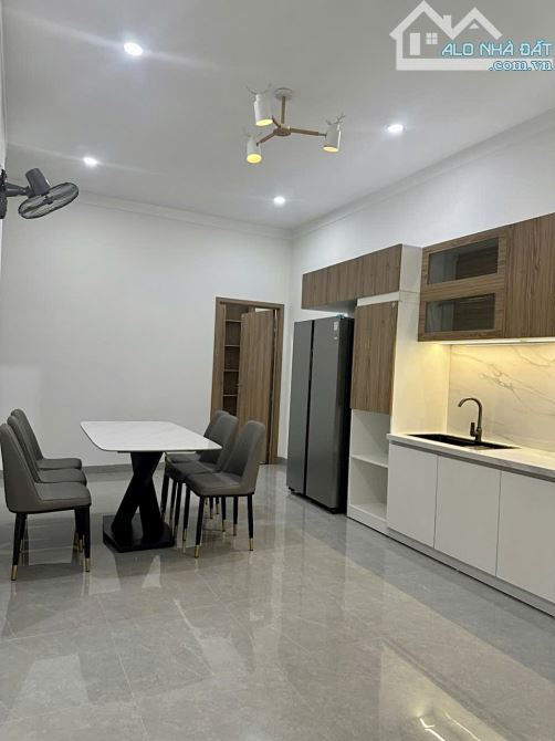 💥Nhà đẹp mới 100% mặt tiền Nguyễn Trường Tộ - EaTam (7 x 20m) - 2.950 tỷ - 3