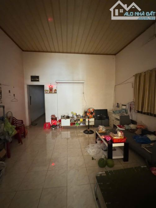 "Bán Nhà 2 tầng - Đường Số 2, Tăng Nhơn Phú B- Quận 9.  Giá nhỉnh :10.x tỷ (TL). Diện tích - 3