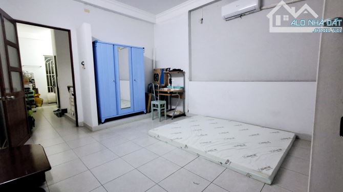 Quá thơm Hẻm ÔTÔ Lạc Long Quân Phường 11 Tân Bình 56m 3 tầng 4.3x15 chổ hơn 6 tỷ - 3