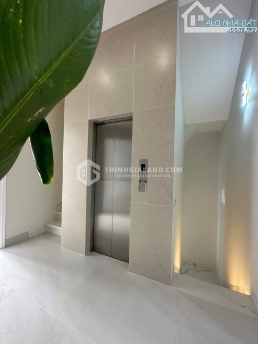 BÁN NHÀ 1 TRỆT 3 LẦU MỚI XÂY ĐẸP LUNG LINH CÓ THANG MÁY HỒ BƠI 30M MẶT TIỀN THÁI VĂN LUNG - 3
