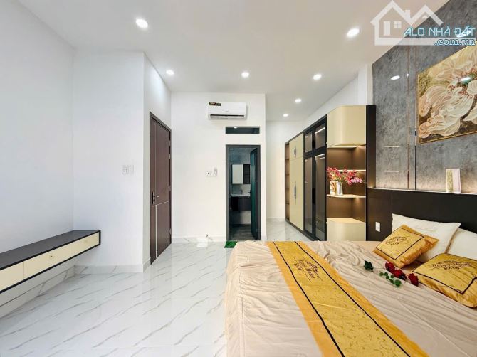 🔥🔥CHÀO BÁN SIÊU PHẨM ĐẸP TUYỆT, CÓ PHÒNG NGỦ DƯỚI TRỆT - ĐƯỜNG CÂY TRÂM - GÒ VẤP - 3