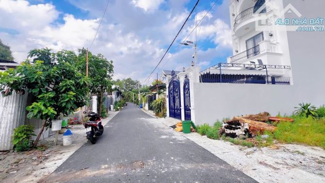 Đất Tương Bình Hiêp: 5 X 25,8  đường nhựa , sổ sẵn , 1950 tỏi - 3