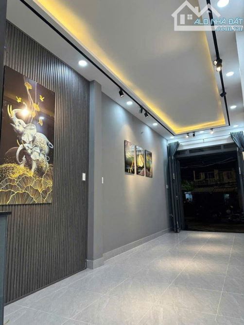 Bán Nhà Mặt Tiền đường Phạm Hùng P9Q.8 Hai tầng 38m²3PN, 3WC  Giá 5,2 Tỷ - 3
