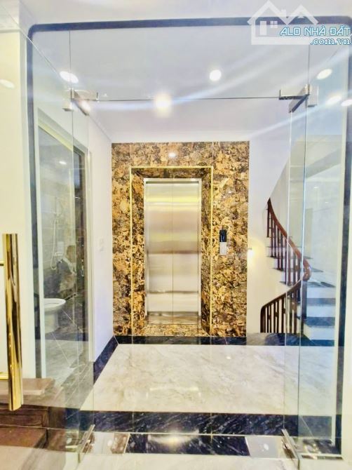 GARA-THANG MÁY- DÂN TRÍ CAO- Bán nhà Thạch Bàn,Long Biên- 60m2 Mặt ngõ, gần AEON-Chẵn 13tỷ - 3