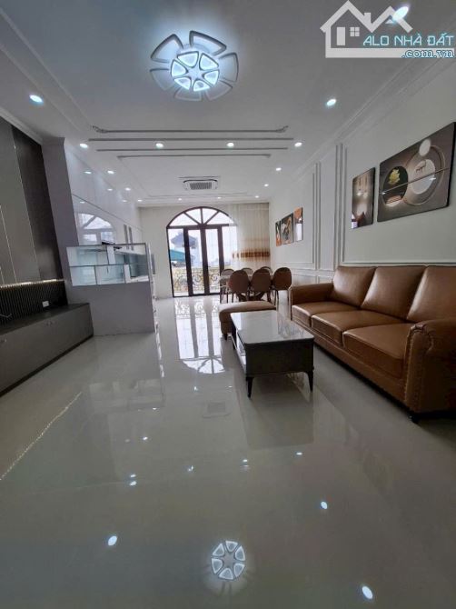 Bán gấp! Văn Phú, Hà Đông DT 50m2, 7 tầng, MT 5m, thang máy, ô tô tránh, vỉa hè, nhỉnh 19 - 3