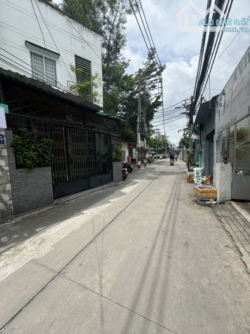 🏠 BÁN NHÀ HẺM XE TẢI – LẠC LONG QUÂN, P.1, Q.11 – GIÁ 6.7 TỶ – SỔ HỒNG CHÍNH CHỦ - 3
