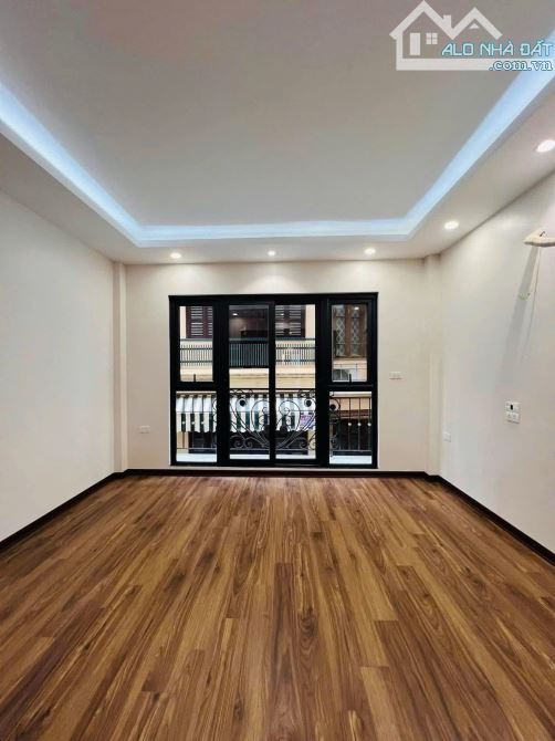 Nhỉnh 16 Tỷ - Phân Lô - Oto - Thang Máy -  2 Thoáng - 55m*6T - Lê Trọng Tấn, Thanh Xuân. - 3