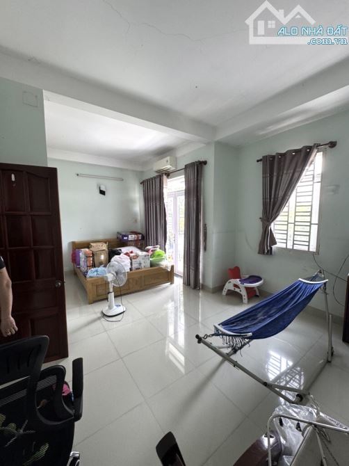 Bán nhà hai mặt phố quận 6 - Đang cho thuê tầng trệt dòng tiền 17tr/th - 4 tầng BTCT 13 tỷ - 3