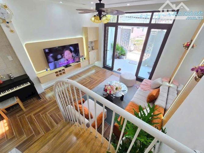 Bán nhà Đẹp đường Hải Phòng, gần Ông Ích Khiêm - 3