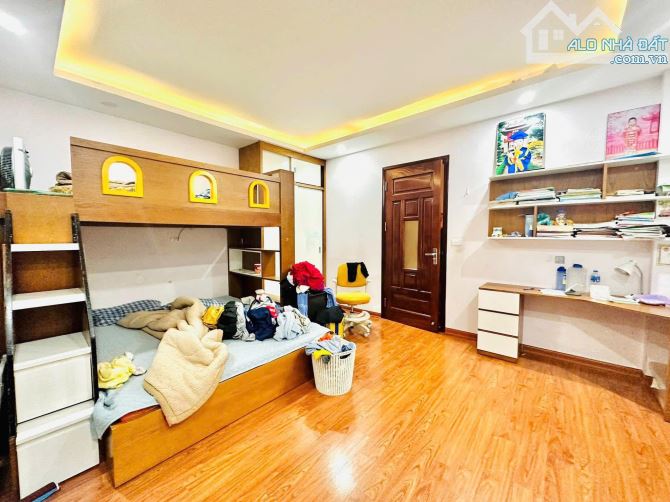 Cực Hiếm! Bán Nhà Ngõ 358 Bùi Xương Trạch, Lô Góc, Ô Tô Tải Tránh, Kinh Doanh, 34m2. - 3