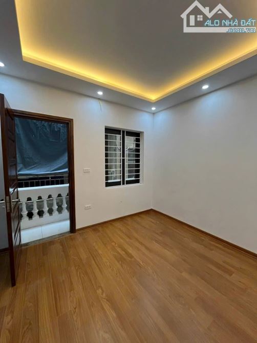 BÁN NHÀ Ngõ 89 Lạc Lobg Quân, Cầu Giấy DT 30mm 5 Tầng, MT 3,6m, G iá 7,5 tỷ - 3