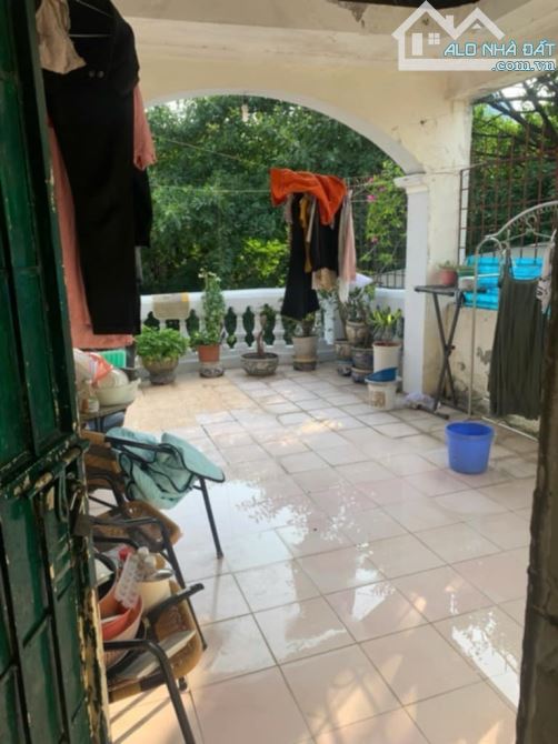 Bán nhà Ngọc Khánh 60m2 - 3 Tầng dân xây - Ô TÔ vào nhà - Lô góc - Nhỉnh 13 Tỷ. - 3